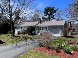 16 Hadrada Ln, Barnstable, MA 02630