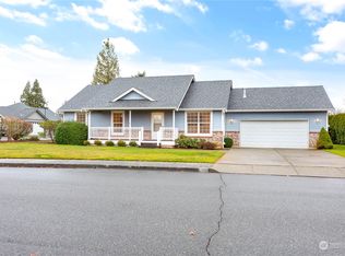 1308 Woodfield Dr, Lynden, WA 98264