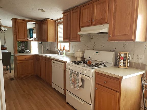2nd image of 5687 Peachstone Pl