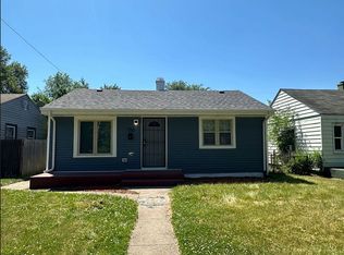 752 Matthews St, Gary, IN 46406