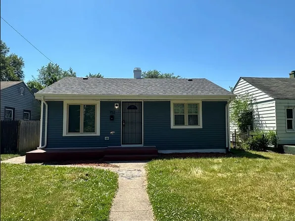 752 Matthews St, Gary, IN 46406
