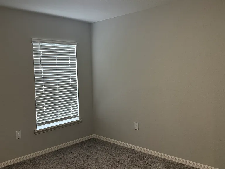 6392 Gardner Dr — Photo 10