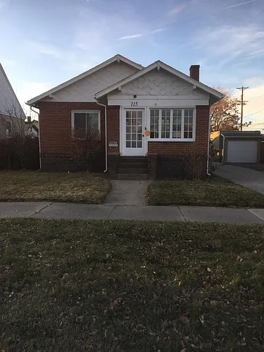 115 Polk St Photo 1
