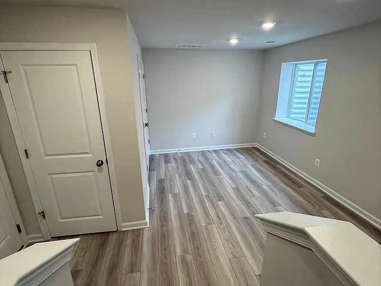 1353 Cedar Valley Rd — Photo 42