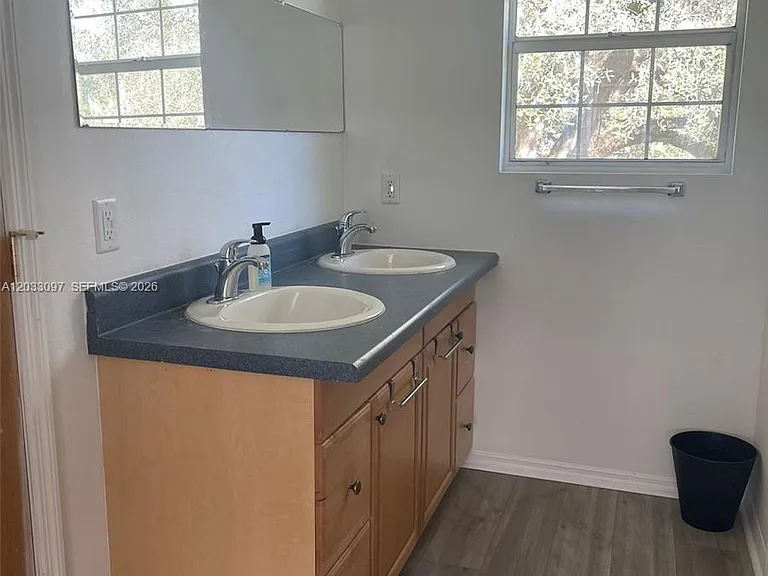 17975 NW 160th Ave — Photo 5