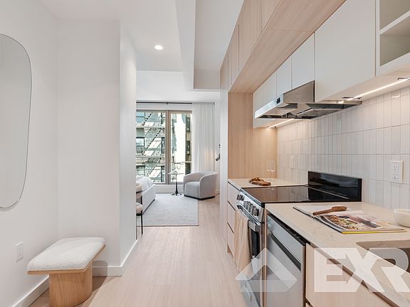 4th image of 33 4th St #409