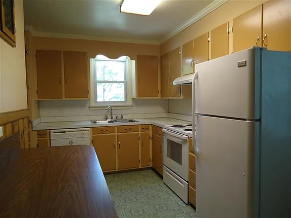 5th image of 1901 Morris Ave