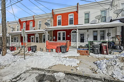 1813 W 7th St Photo 1