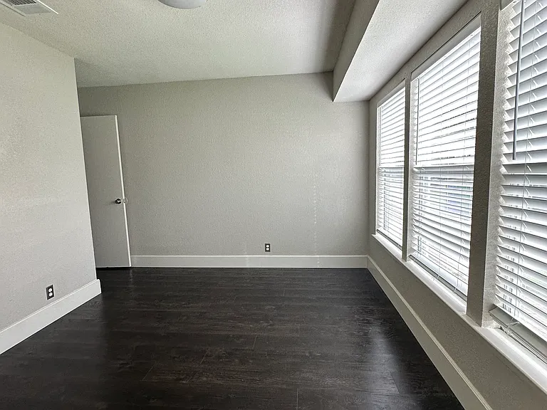 3342 Coral Grove Dr — Photo 13