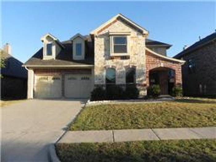 1st image of 2613 Deer Hollow Dr