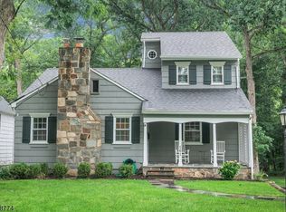 161 Center Ave, Chatham, NJ 07928