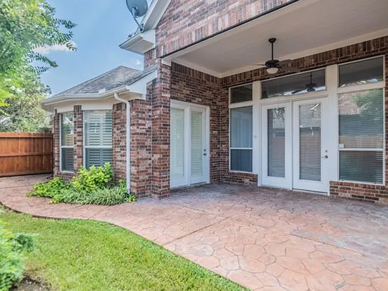 5019 Shining Creek Ct — Photo 25