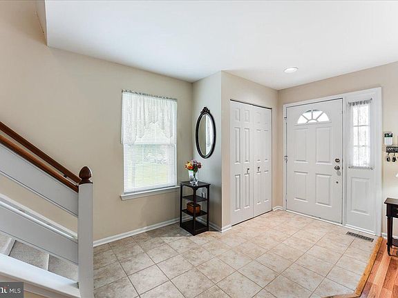 4th image of 107 Cambridge Cir #50