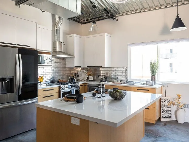 605 S Pacific Ave #202 — Photo 13