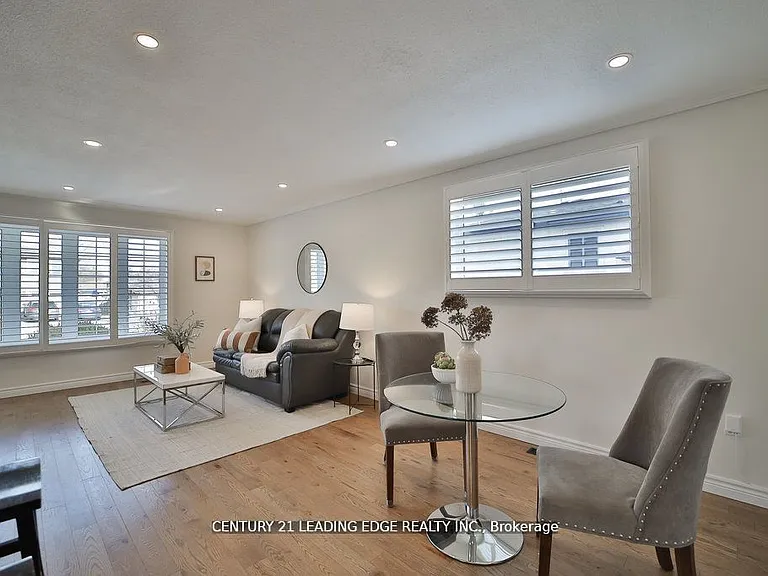 3 Crombie Pl — Photo 40