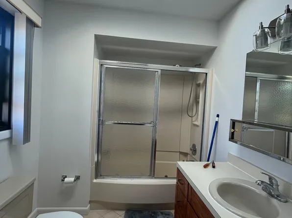 1437 John Street image 8 of 13