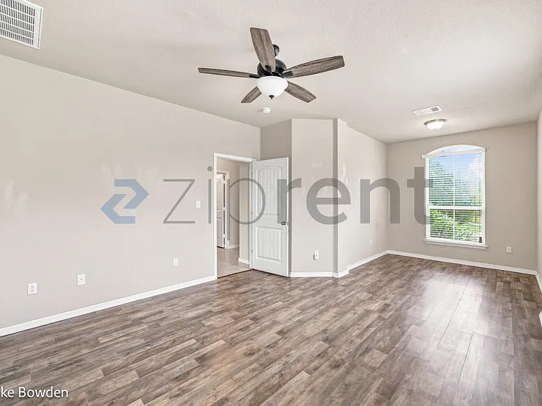 2122 Flintshire Dr #1 — Photo 13