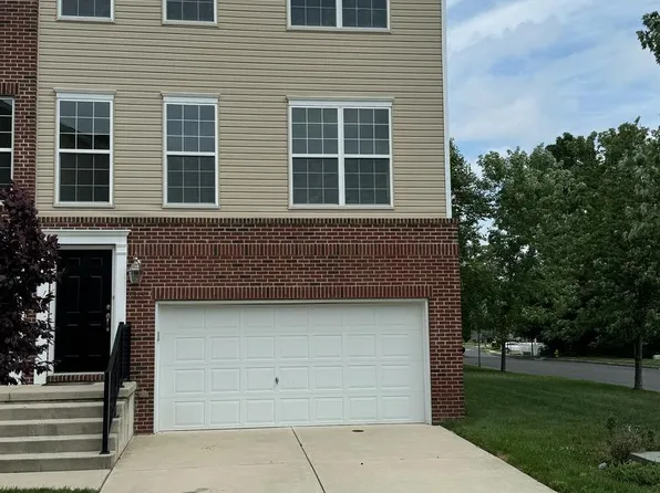 201 Creekside Way, Burlington Township, NJ 08016