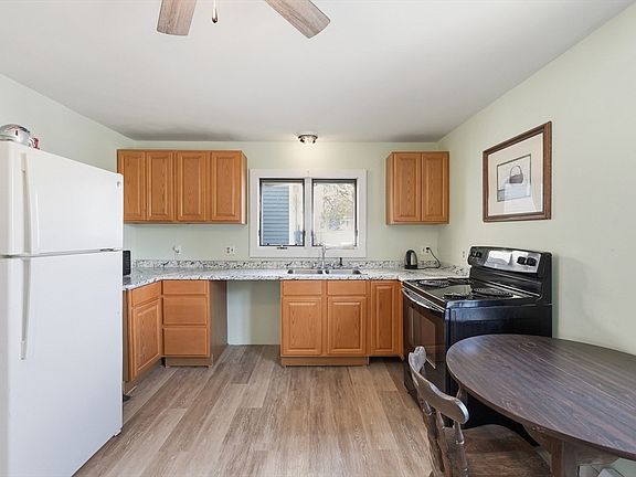 3rd image of 19 Essex St