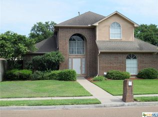 206 Kelly Dr, Victoria, TX 77904