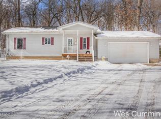 403 Woodland Ave, Belding, MI 48809