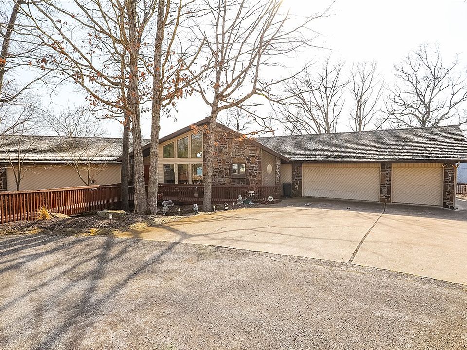 1st image of 1100 Overlook Dr