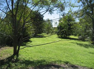 612 Loma St, Lockhart, TX 78644