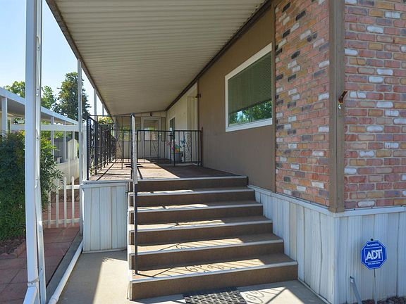3rd image of 2706 W Ashlan Ave Spc 125