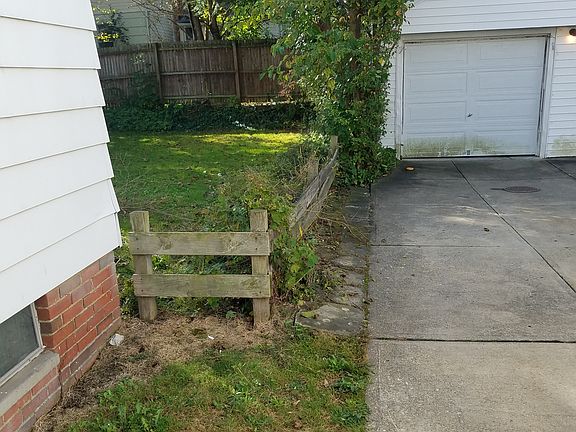 2nd image of 18804 Waterbury Ave