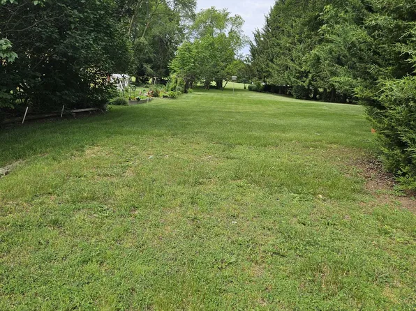 1619 Edgewood Dr, Davis, IL 61019