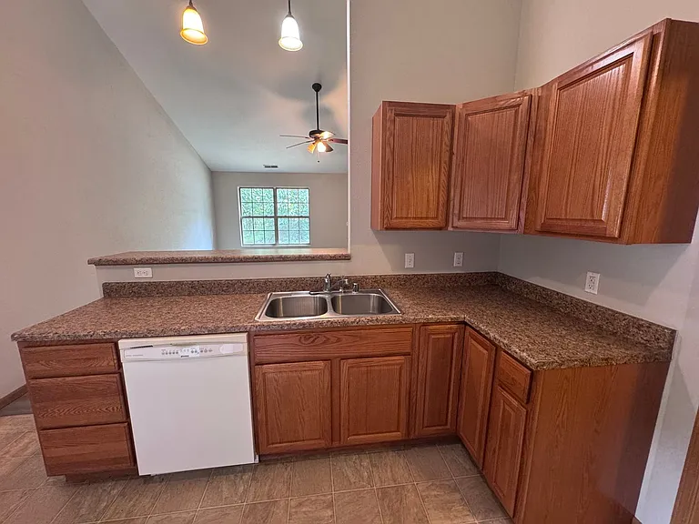29 Boone Crossing Dr — Photo 8