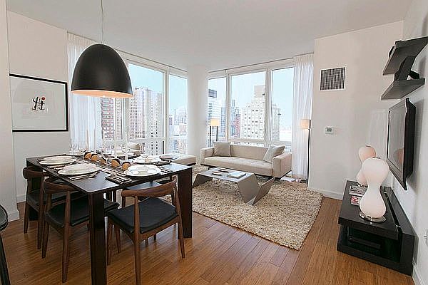 1st image of 160 W 62nd St APT 7A