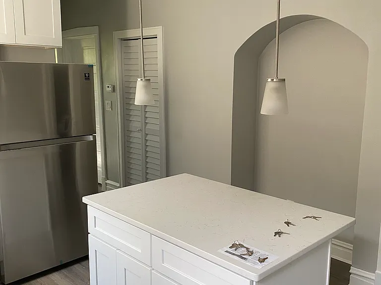 3229 N Hamlin Ave #1 — Photo 3