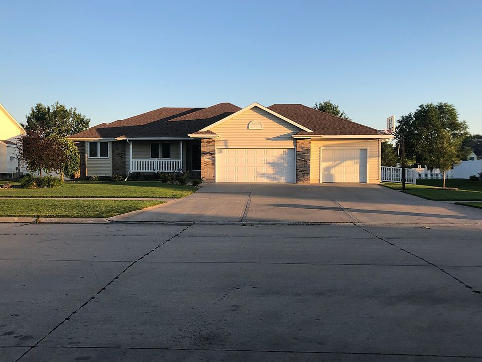 1st image of 4023 W Faidley Ave