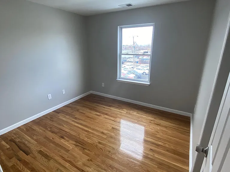 177 Roosevelt Ave #1 — Photo 12