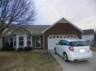 3610 Rising River Ln #L, Greensboro, NC 27409