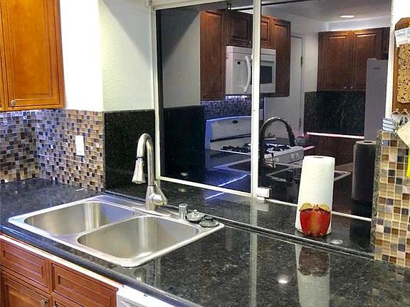 4th image of 4018 Clove Tree Ct
