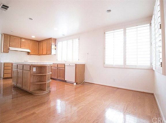 Kitchen with Breakfast Area