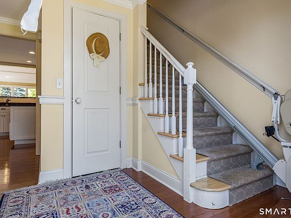 4th image of 145 Beach Park Road