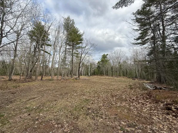 59 Sennett Way, Ellsworth, ME 04605