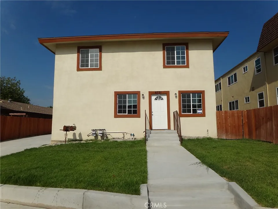6721 Rosemead Blvd #A