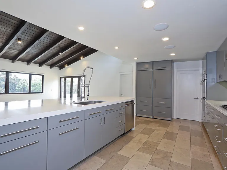Beautiful updated kitchen