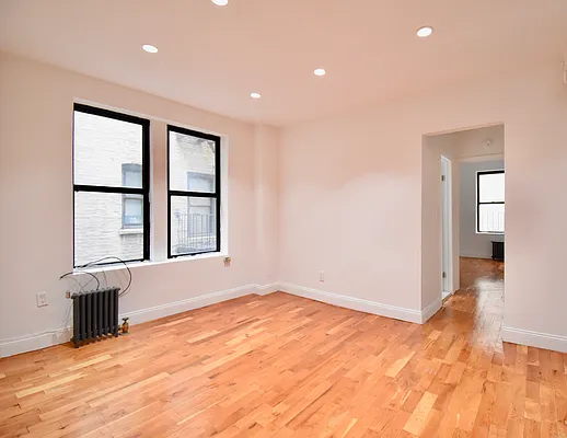 Rented by The Agency | media 4