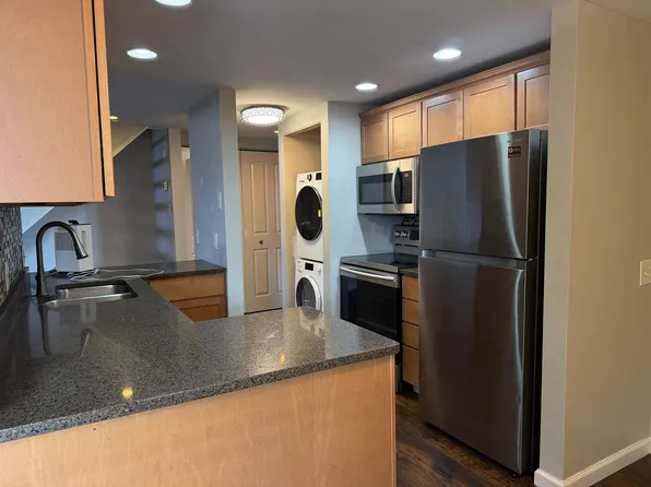 1054 S Kingshighway Blvd APT N, Saint Louis, MO 63110