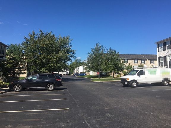 5th image of 288 Oxford Oak Dr
