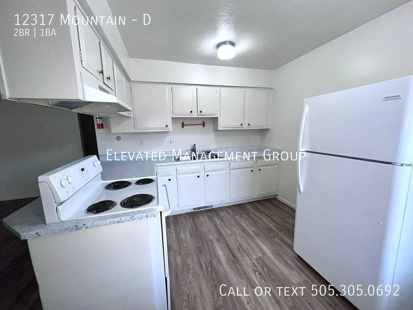 Spacious 2bedroom/1bath In The Ne Hights, Ready For Immediate Move-In! — Photo 1
