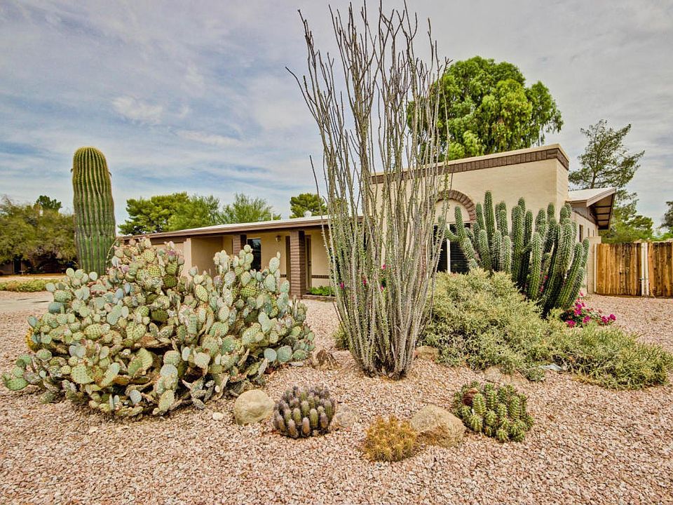 1st image of 3902 E Paradise Dr