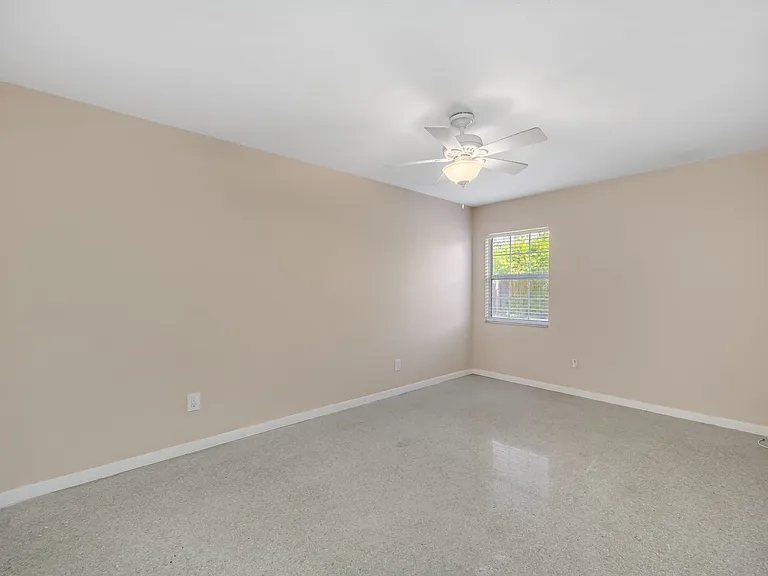 211 Danube — Photo 83