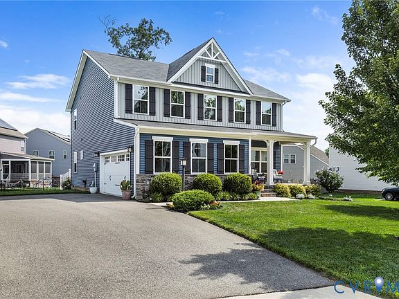 3rd image of 15612 Cambria Cove Blvd