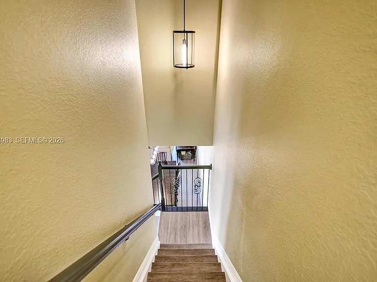 823 NW 82nd Ln — Photo 60